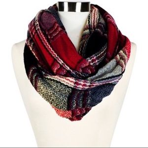 Plaid infinity scarf NWOT